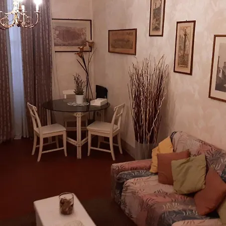 Romana Home-3